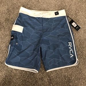 BRAND NEW W/TAGS RVCA Eastern Trunk